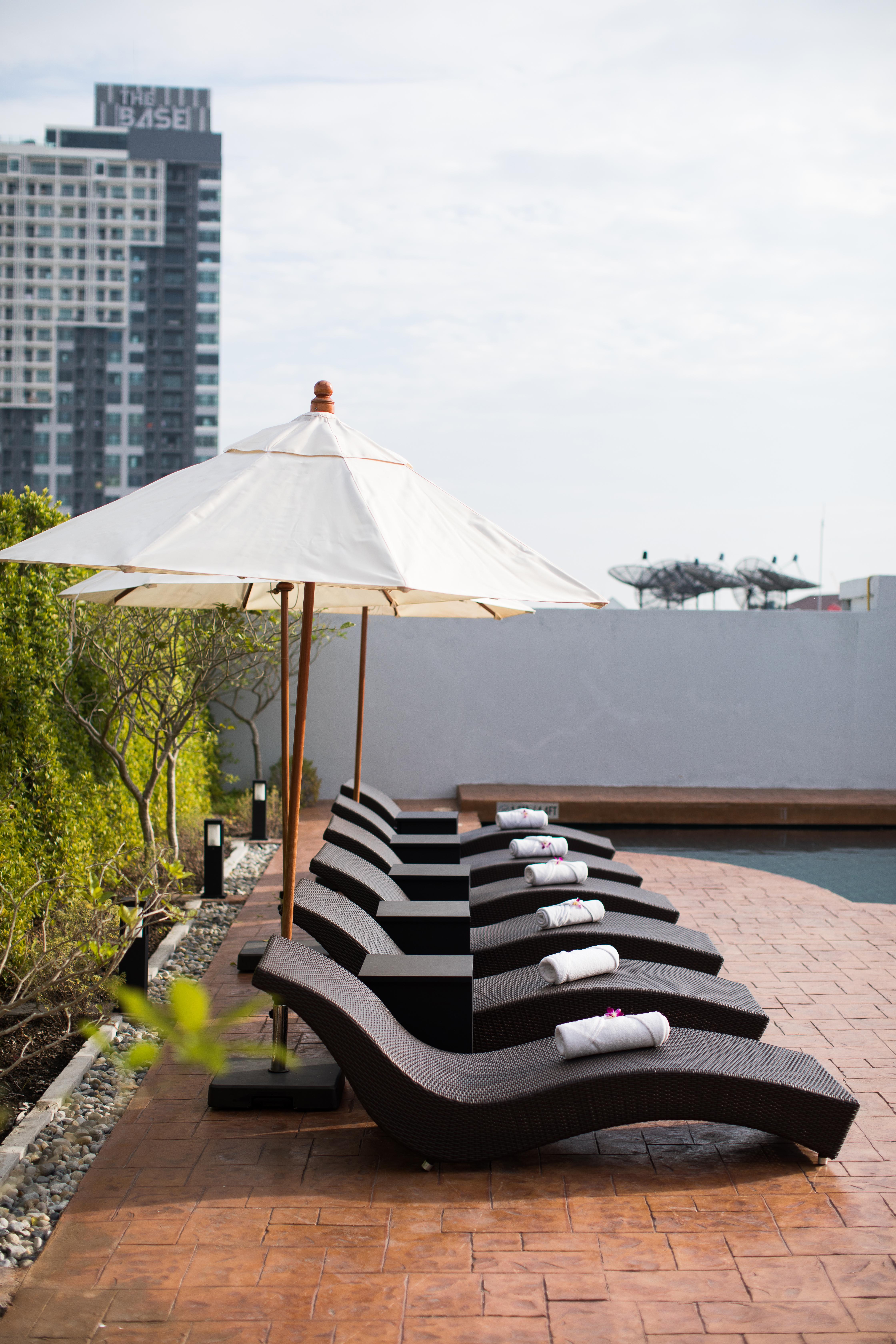 Journeyhub Pattaya Central Екстериор снимка